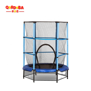 Kids trampoline with safety net