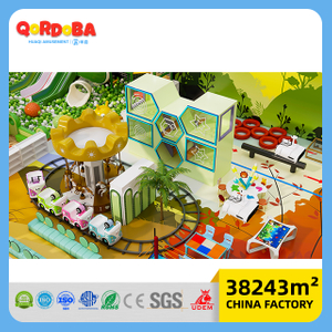 Themed Jungle Playground with Trampoline and Climbing Games for Indoor FEC Projects