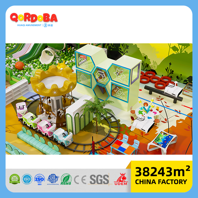 Themed Jungle Playground with Trampoline and Climbing Games for Indoor FEC Projects