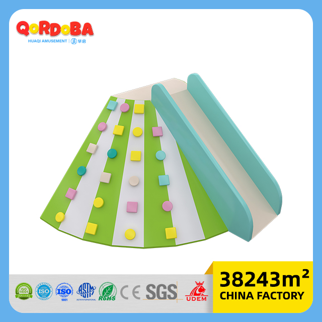 Commercial Kids Slide Equipment with Custom Dimensions for Children's Playground